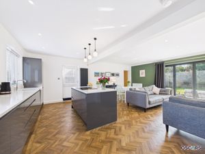 Photo 24- click for photo gallery